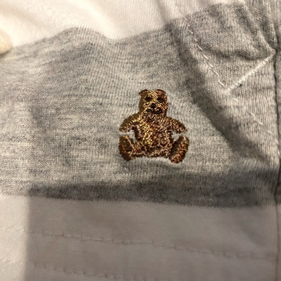 Gap 18-24m short sleeve onesie & shorts set🧸 - Picture 4 of 4